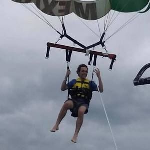 Meet your Posher, Cade